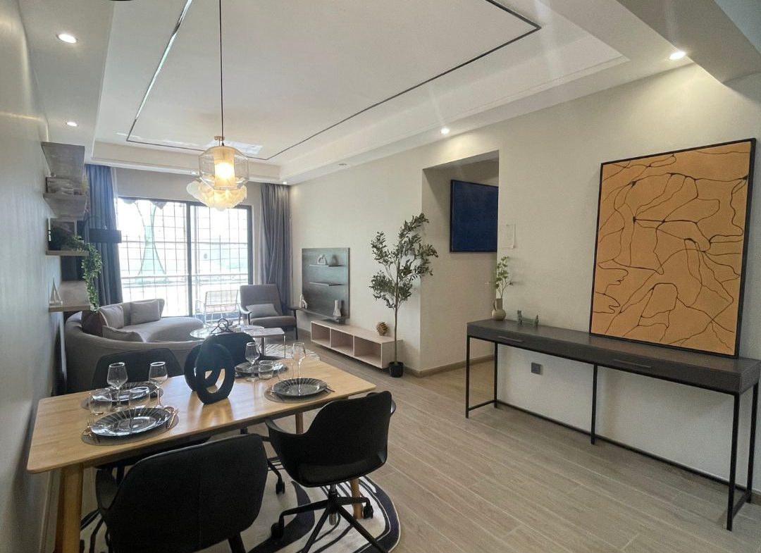 2 Bedroom Apartment For Sale in Kilimani, Nairobi. Close proximity to Yaya Cenre. Has a heated pool. Has video & virtual tour. 12.412 Million Virtual Access