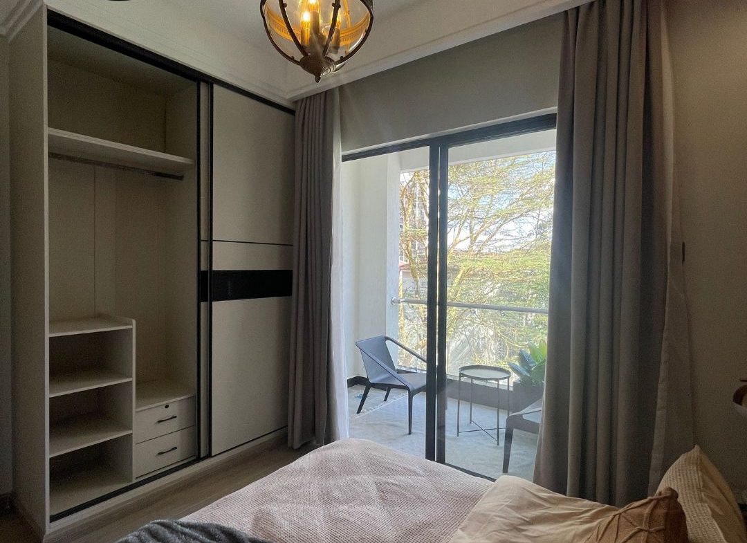 1 Bedroom Apartment For Sale in Kilimani, Nairobi. Close proximity to Yaya Cenre. Has a heated pool. Has video & virtual tour. 5.992 Million Virtual Access Allan Muthie