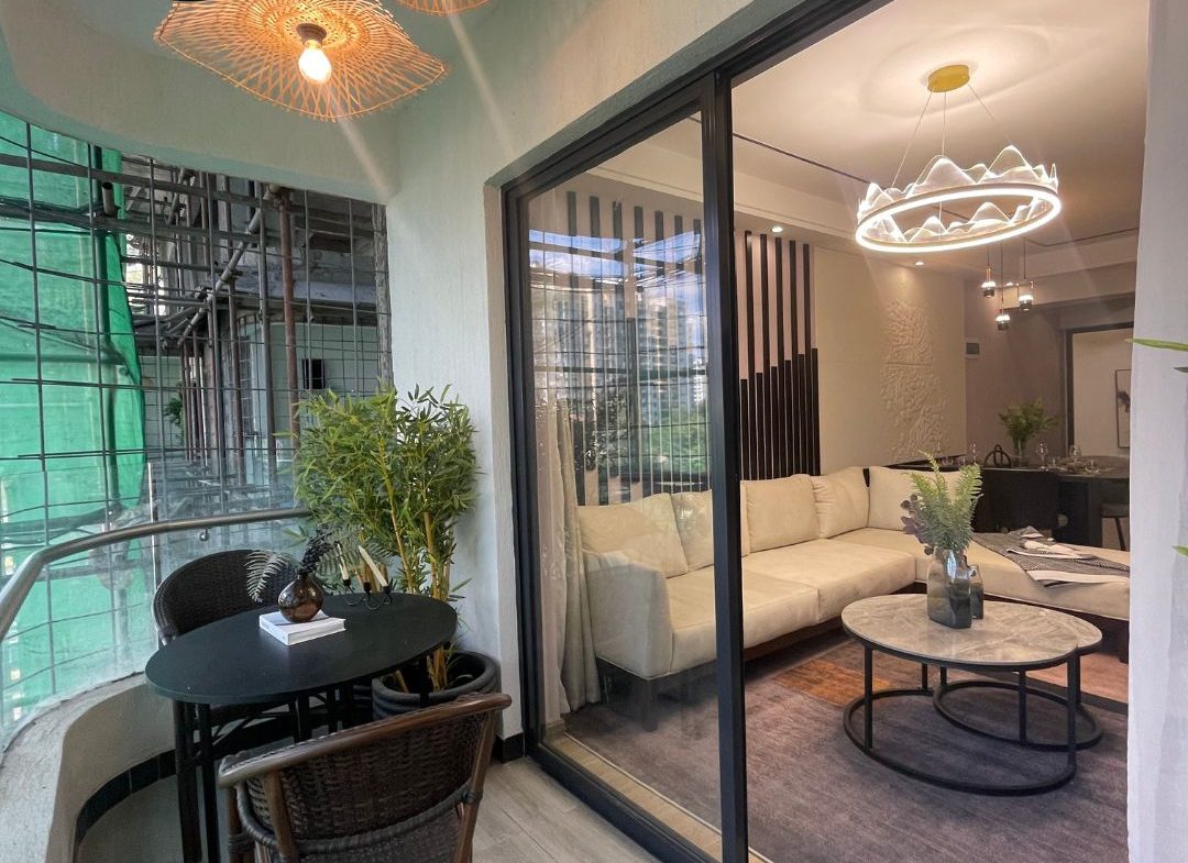 2 Bedroom Apartment For Sale in Kilimani, Nairobi. Close proximity to Yaya Cenre. Has a heated pool. Has video & virtual tour. 12.626 Million Virtual Access